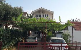 Iva Apartments